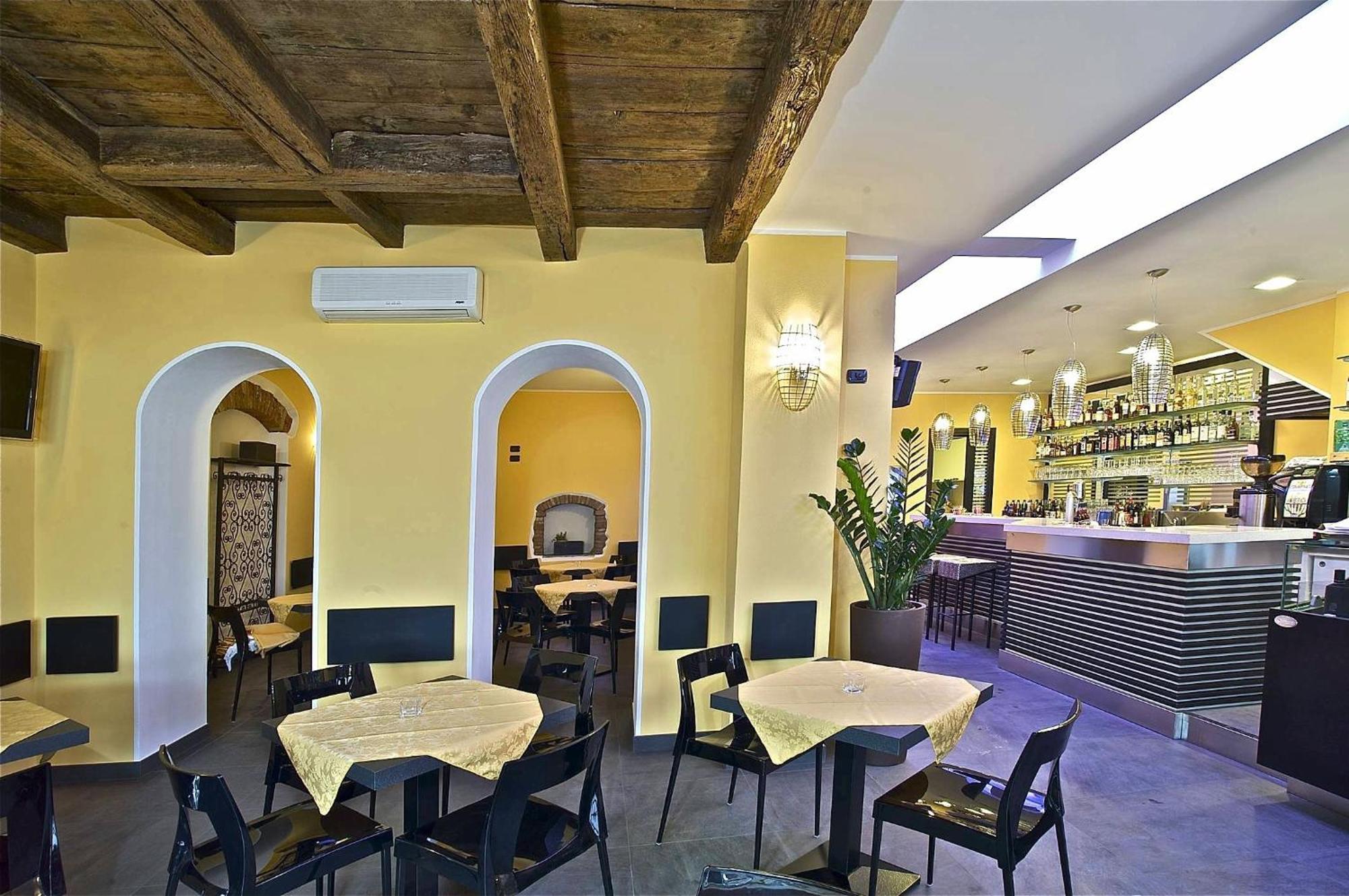 Nuovo Bar Centrale Gravedona Bagian luar foto
